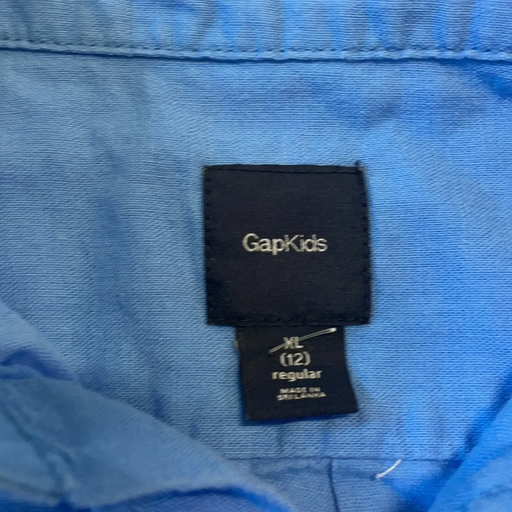 Gap Kids boys M (8) blue linen blend button down long sleeve shirt